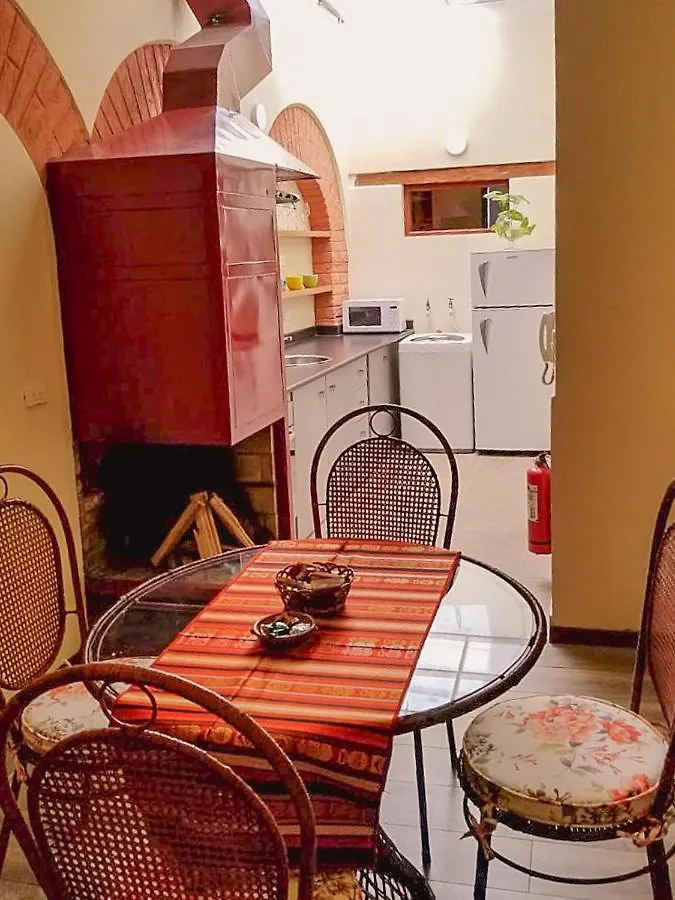 Casa Lunaloma - Boutique Apartments Quito 0*,
