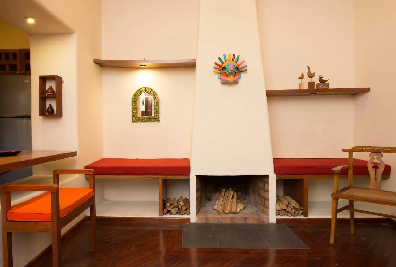 Casa Lunaloma - Boutique Apartments Quito 0*,